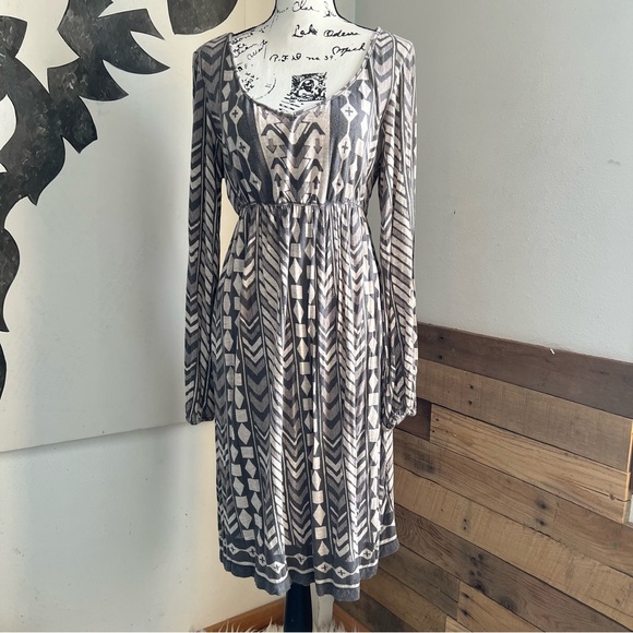 Nurture Gray Pattern Rayon and Spandex Soft & Comfy Long Sleeve Dress Size Large - Picture 9 of 11